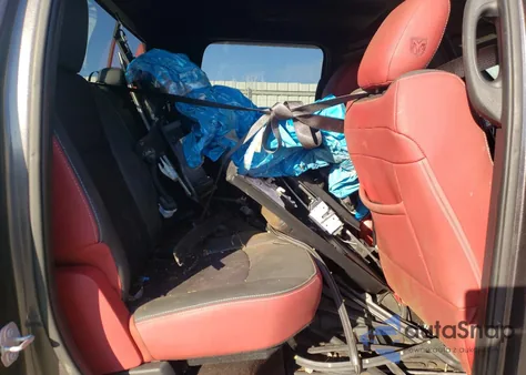 2016 Ram 1500 Rebel из США, поврежденный, VIN 1C6RR7YT4GS271380